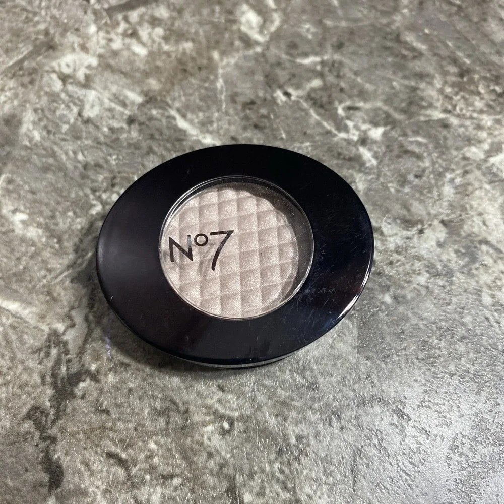No7 Eyeshadow Full Size Eyeshadow Wheatsheaf Shade 1.9g .06 Oz Brand New